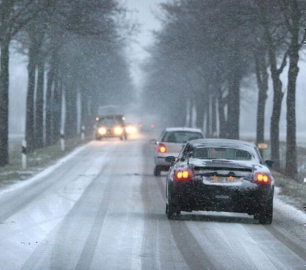 Reifenwechsel: Wegen des milden Winterwetters wechseln immer weniger Autofahrer ihre Reifen.